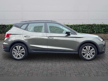 Used SEAT Arona 2024 for sale - 78277336: Photo