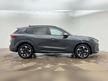 Used Cupra Terramar 2025 for sale - 77254441: Photo