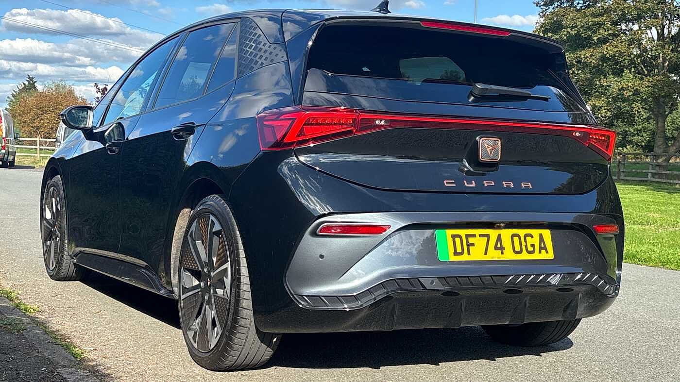 Used Cupra Born 2024 for sale - 76110531: Photo 2