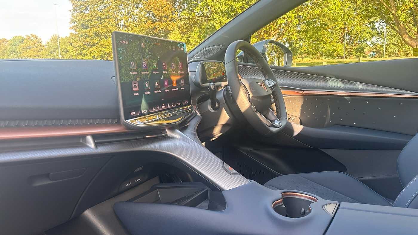 Used Cupra Tavascan 2025 for sale - 76139627: Photo 2