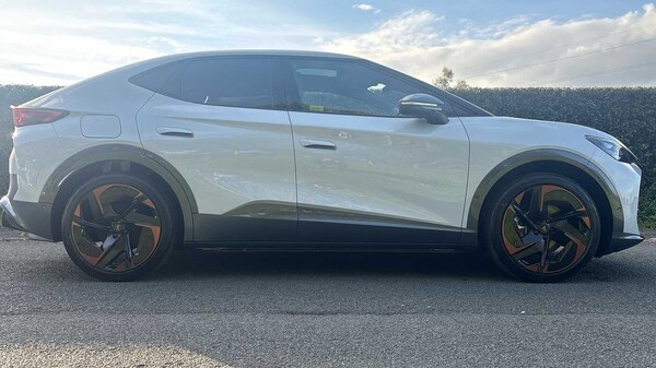 Used Cupra Tavascan 2025 for sale - 76139627: Photo 4