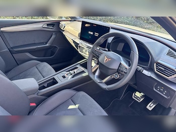 Used Cupra Leon 2025 for sale - 76110915: Photo 4