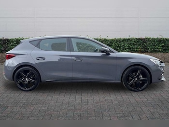 Used SEAT Leon 2026 for sale - 78102474: Photo