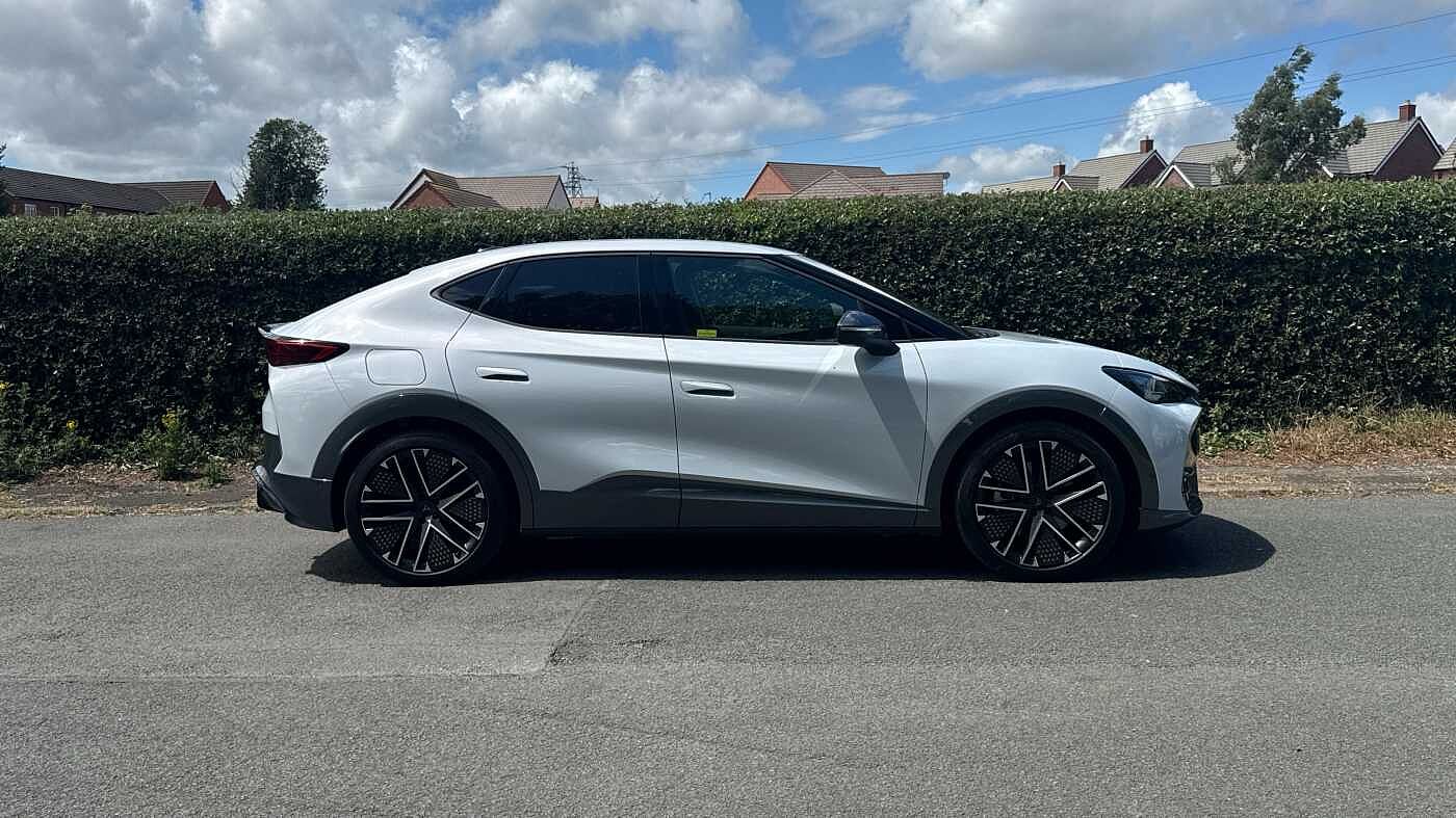 Used Cupra Tavascan 2025 for sale - 76110602: Photo 4
