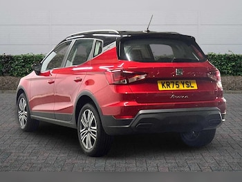 Used SEAT Arona 2025 for sale - 76800477: Photo