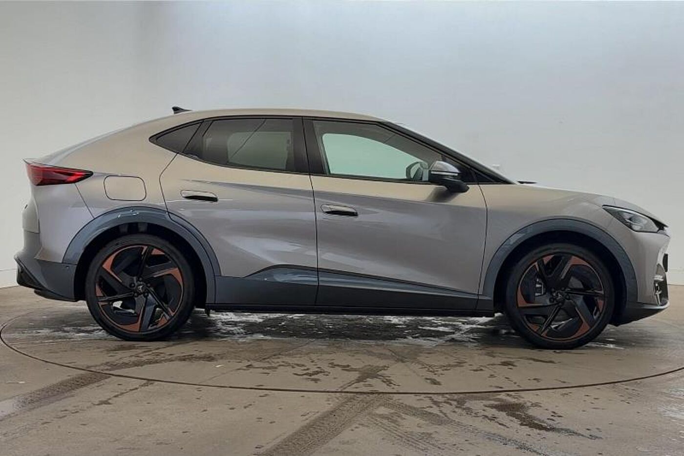 Used Cupra Tavascan 2025 for sale - 76647361: Photo 4