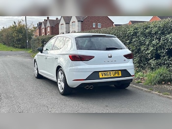 Used SEAT Leon 2018 for sale - 76372358: Photo