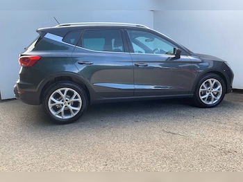 Used SEAT Arona 2023 for sale - 76434203: Photo