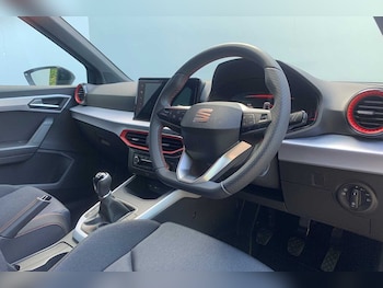 Used SEAT Arona 2023 for sale - 76434203: Photo