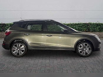 Used SEAT Arona 2025 for sale - 76800622: Photo