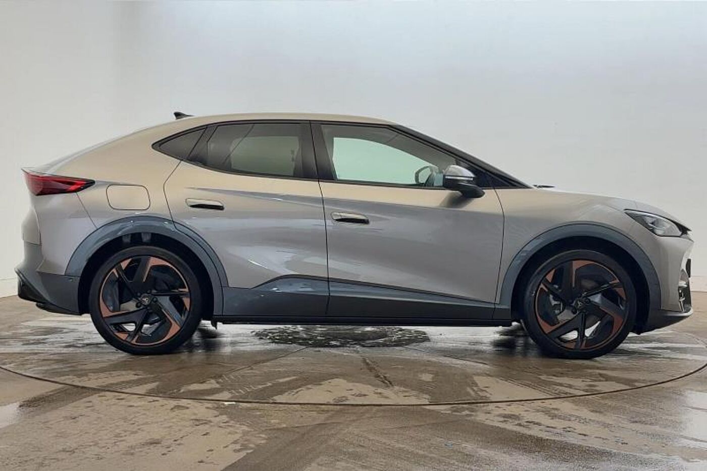 Used Cupra Tavascan 2025 for sale - 77457380: Photo 4