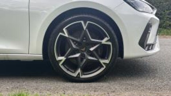 Used Cupra Leon 2025 for sale - 76139765: Photo 5