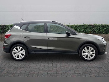 Used SEAT Arona 2023 for sale - 78036179: Photo
