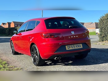 Used SEAT Leon 2020 for sale - 76410235: Photo