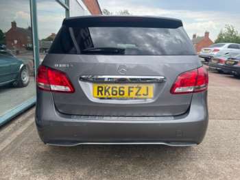 Used Mercedes-Benz B-Class 2016 for sale - 71941772: Photo
