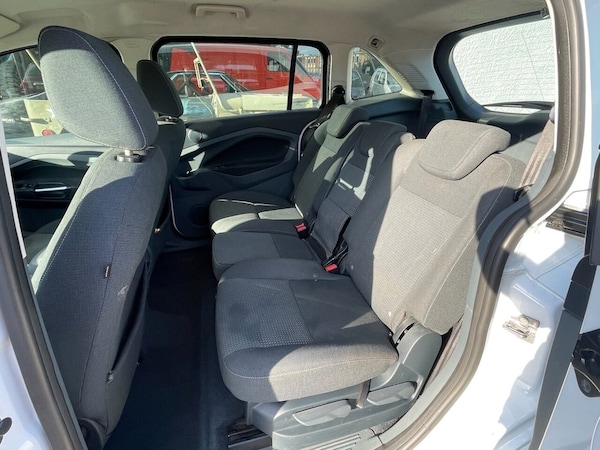 Used Ford Grand C-Max 2013 for sale - 76118567: Photo 12