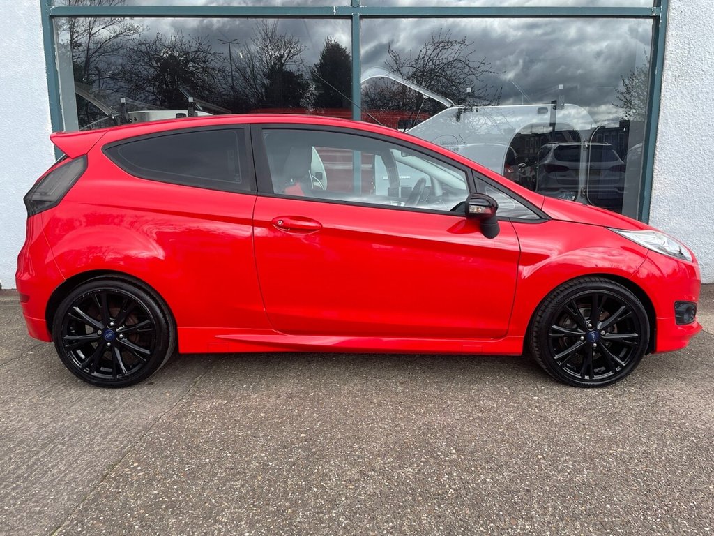 Used Ford Fiesta 2015 for sale - 78124436: Photo 3