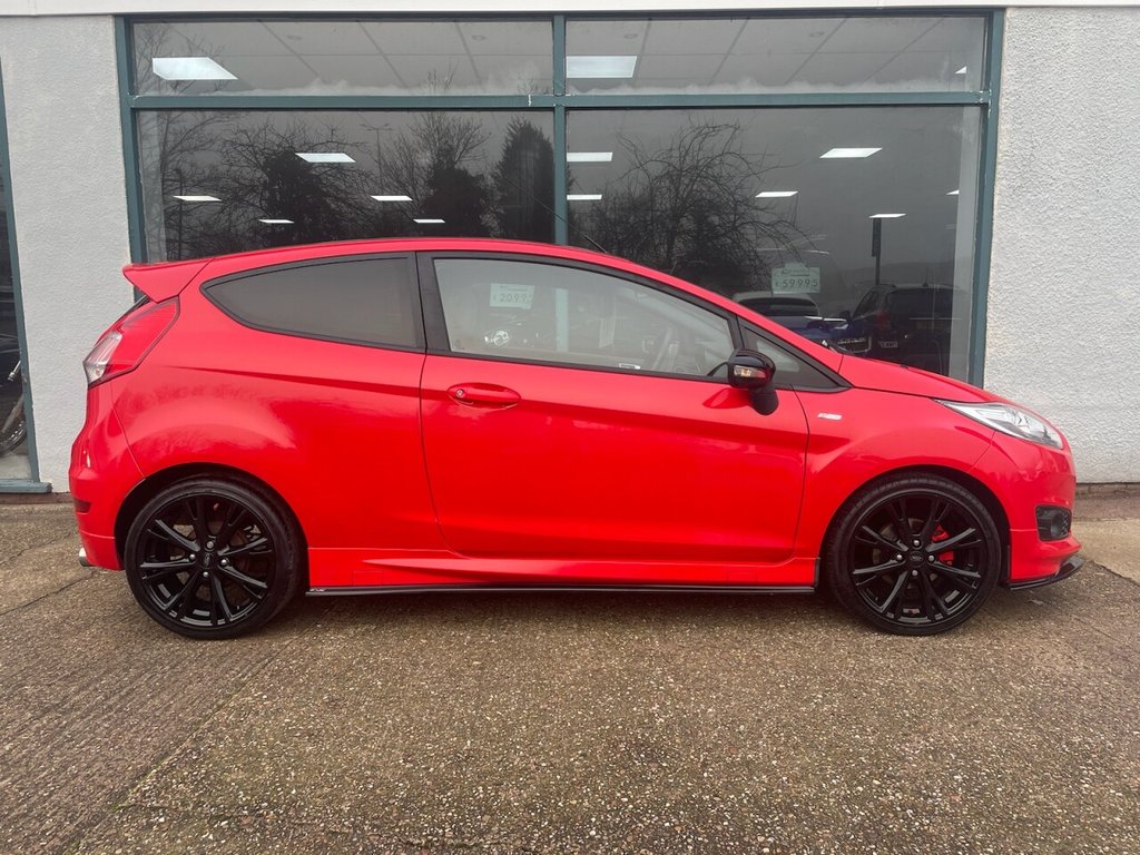 Used Ford Fiesta 2016 for sale - 77014458: Photo 2