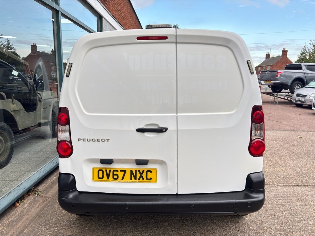 Used Peugeot Partner 2017 for sale - 76092484: Photo 4