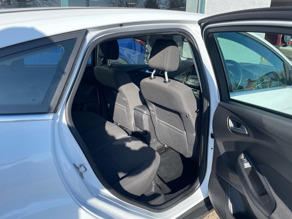 Used Ford Focus 2015 for sale - 77748254: Photo 10