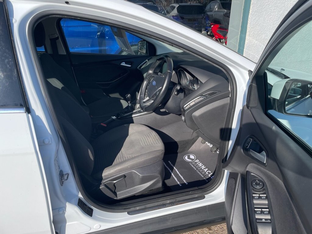 Used Ford Focus 2015 for sale - 77748254: Photo 11