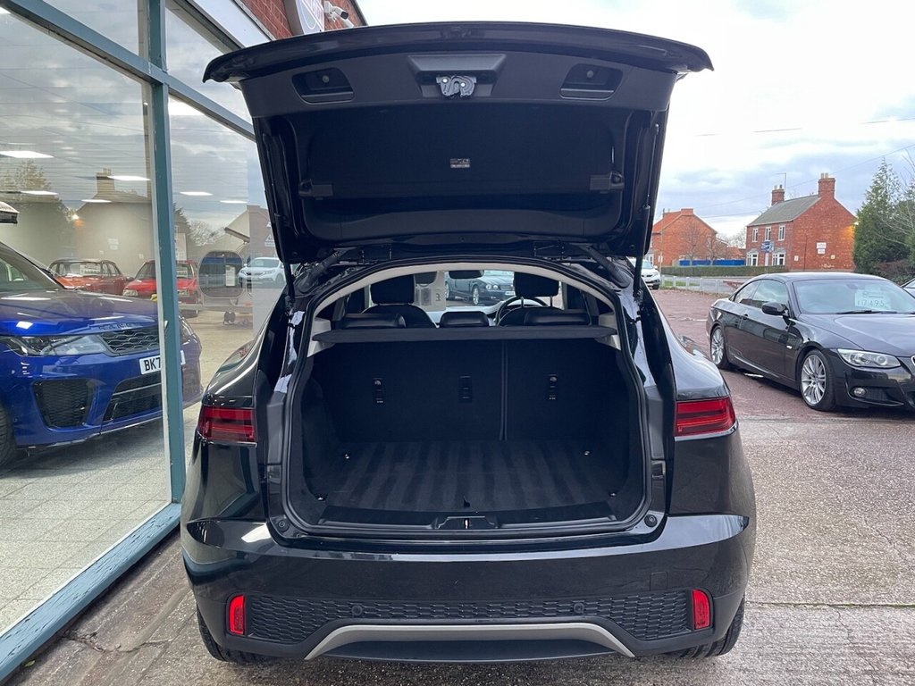 Used Jaguar E-Pace 2019 for sale - 76547092: Photo 6