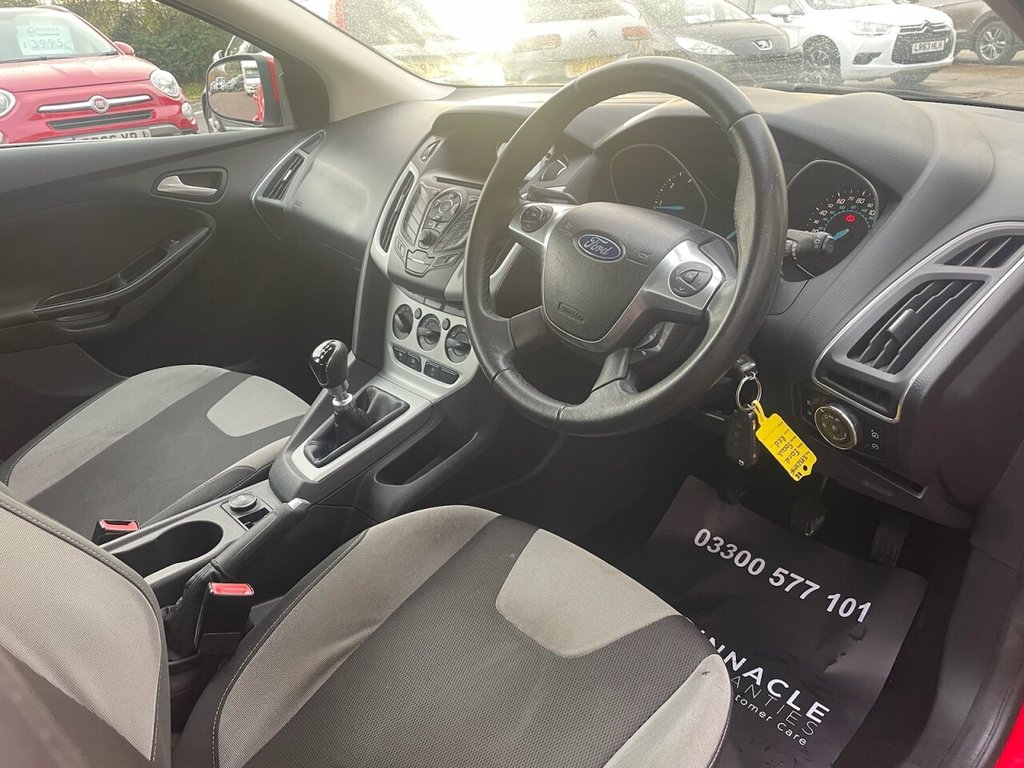 Used Ford Focus 2012 for sale - 76848410: Photo 13