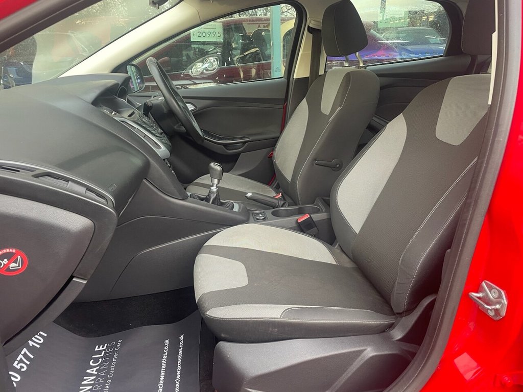 Used Ford Focus 2012 for sale - 76848410: Photo 9