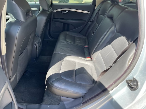 Used Volvo V70 2008 for sale - 75330728: Photo 12