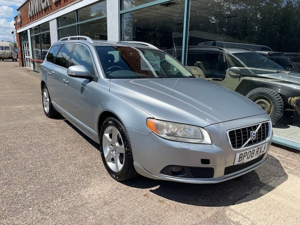 Used Volvo V70 2008 for sale - 75330728: Photo 1