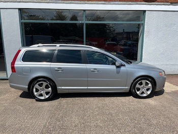 Used Volvo V70 2008 for sale - 75330728: Photo