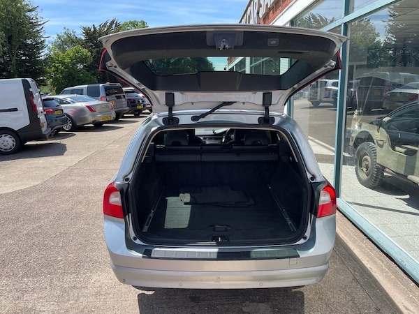 Used Volvo V70 2008 for sale - 75330728: Photo 6