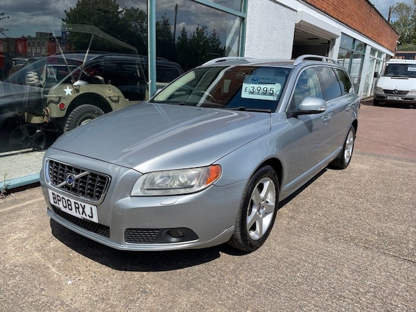 Used Volvo V70 2008 for sale - 75330728: Photo 9