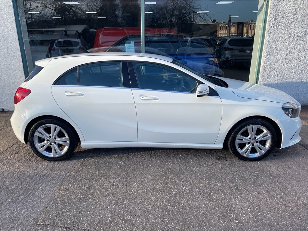 Used Mercedes-Benz A-Class 2016 for sale - 77890999: Photo 2