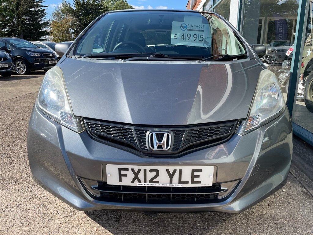 Used Honda Jazz 2012 for sale - 76118440: Photo 2