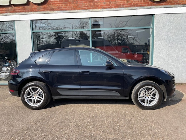 Used Porsche Macan 2015 for sale - 75330753: Photo 2