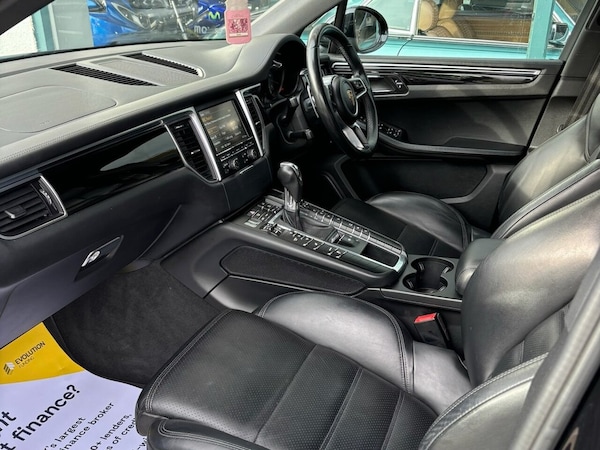 Used Porsche Macan 2015 for sale - 75330753: Photo 9