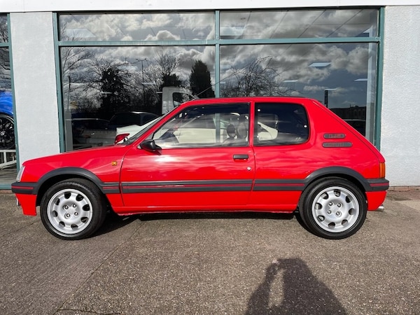 Used Peugeot 205 1989 for sale - 75330766: Photo 8
