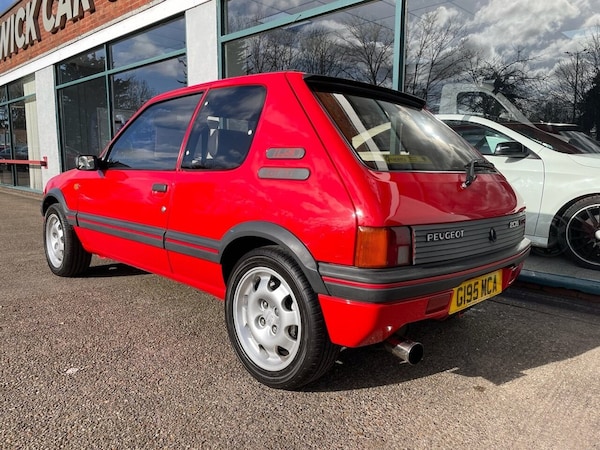 Used Peugeot 205 1989 for sale - 75330766: Photo 9