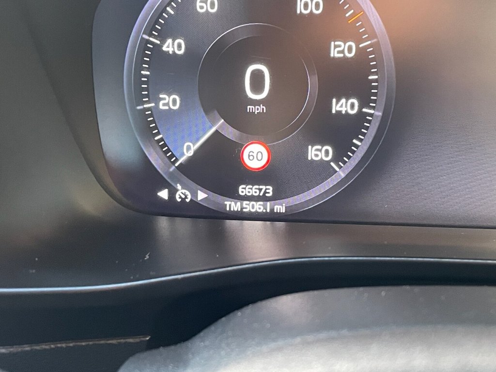 Used Volvo XC40 2021 for sale - 77313680: Photo 19