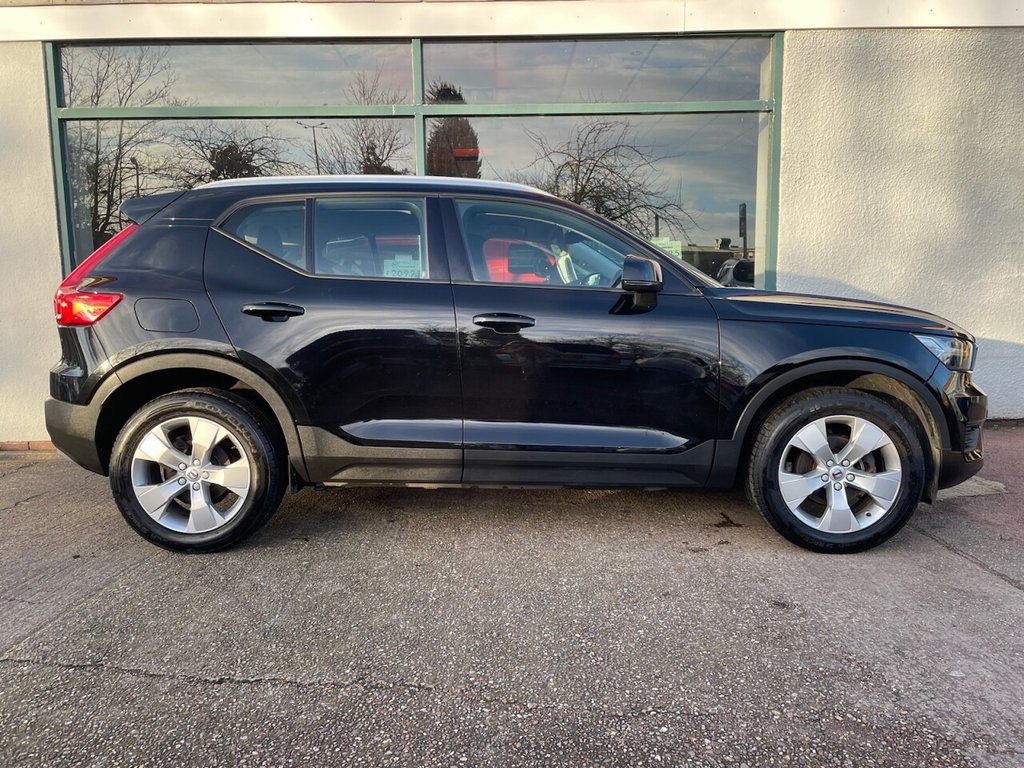 Used Volvo XC40 2021 for sale - 77313680: Photo 2