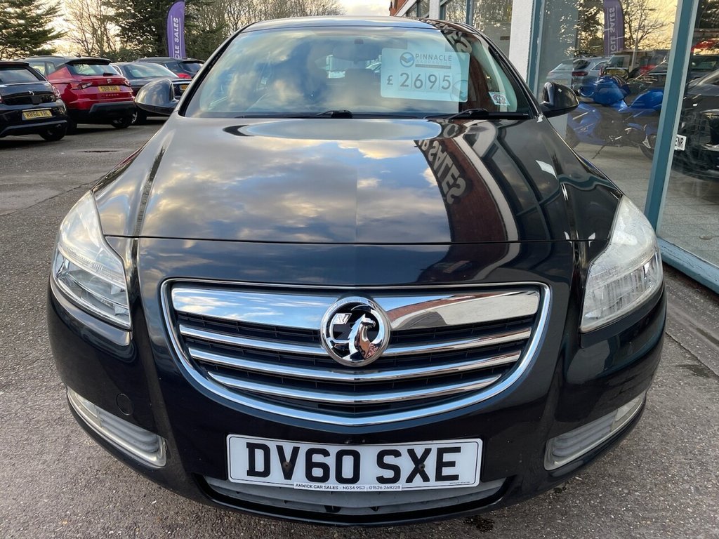 Used Vauxhall Insignia 2010 for sale - 77263290: Photo 2