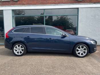 Used Volvo V60 2014 for sale - 74954152: Photo