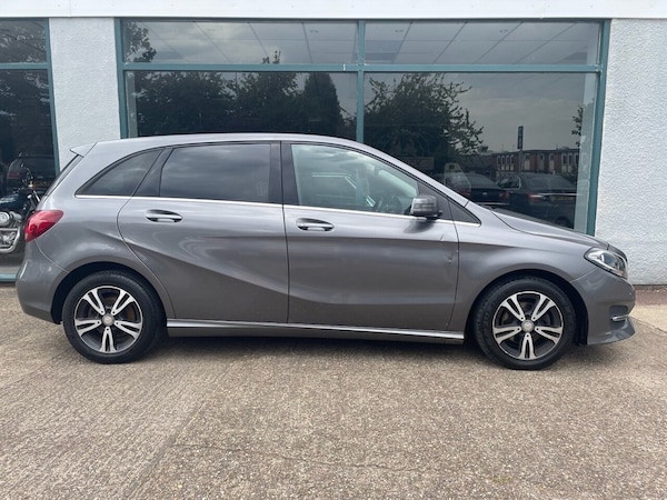 Used Mercedes-Benz B-Class 2016 for sale - 76039346: Photo 2