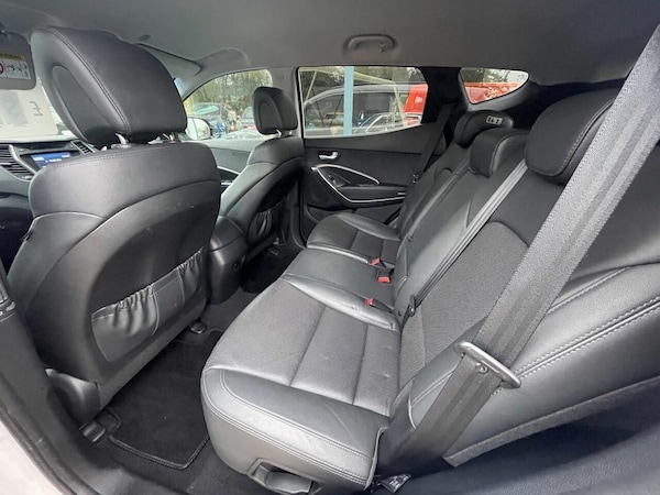 Used Hyundai Santa Fe 2015 for sale - 76313114: Photo 12