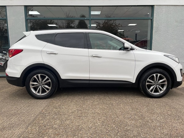 Used Hyundai Santa Fe 2015 for sale - 76313114: Photo 3