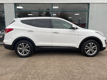 Used Hyundai Santa Fe 2015 for sale - 76313114: Photo 3