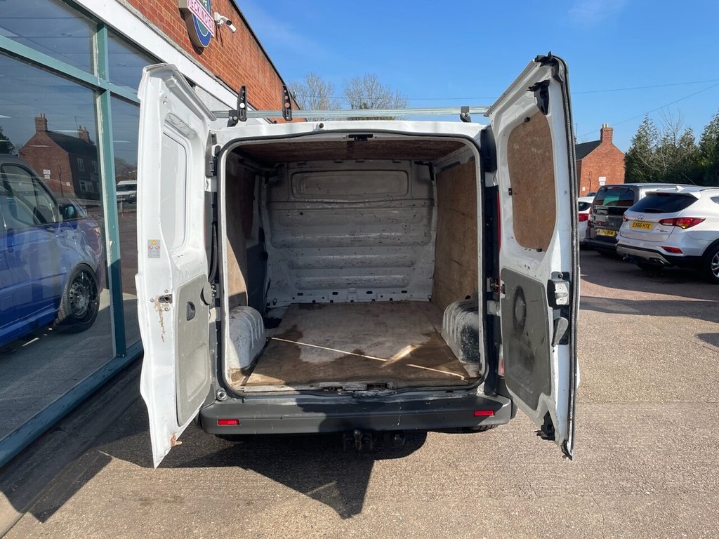 Used Vauxhall Vivaro 2013 for sale - 77952767: Photo 10