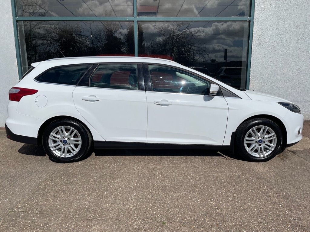 Used Ford Focus 2013 for sale - 78110221: Photo 3