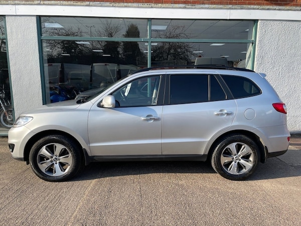 Used Hyundai Santa Fe 2012 for sale - 75330760: Photo 9